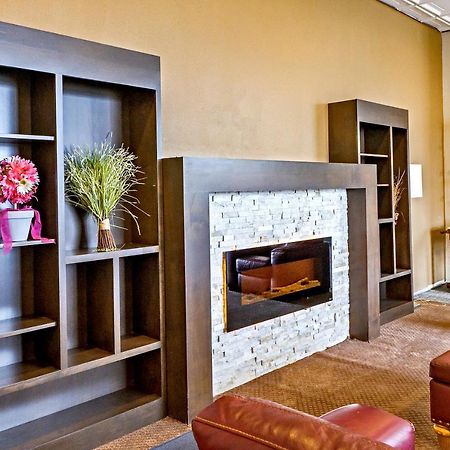 Coratel Inn By Jasper Iowa Fairfield Esterno foto