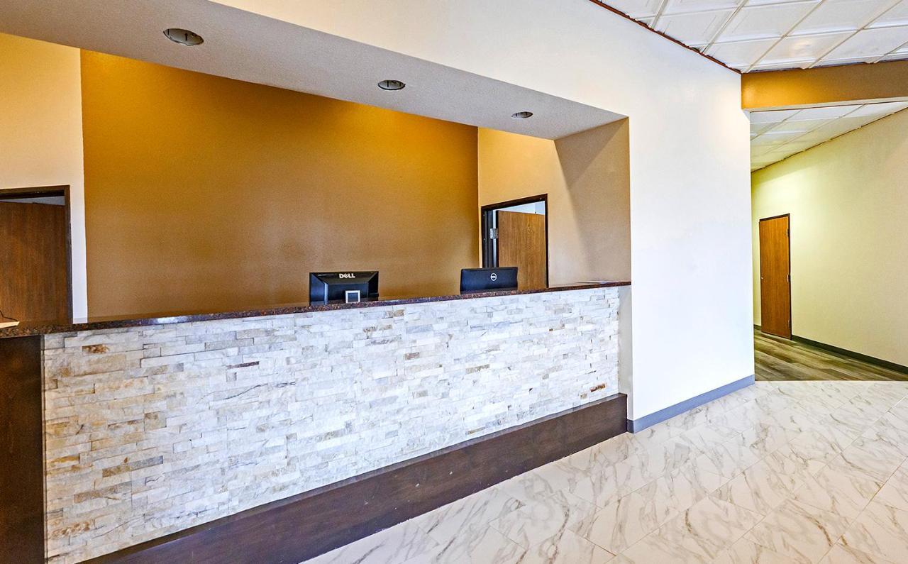 Coratel Inn By Jasper Iowa Fairfield Esterno foto