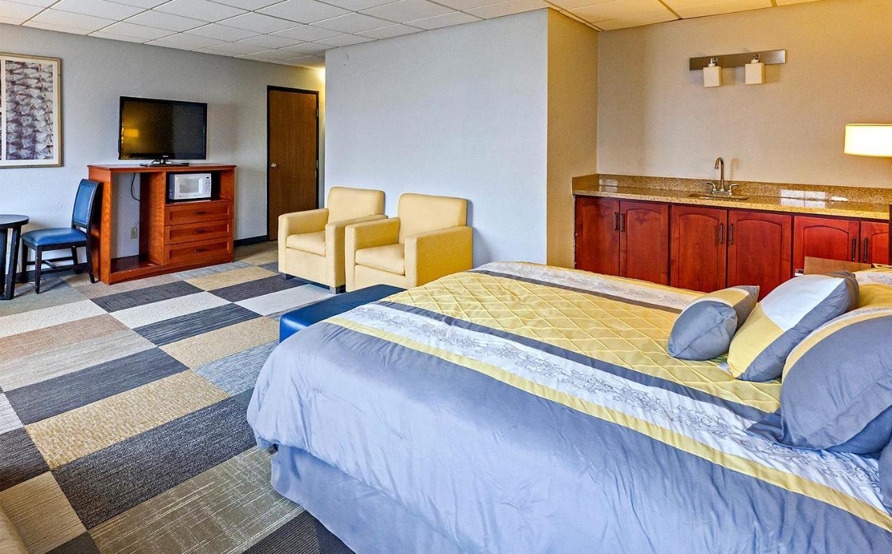 Coratel Inn By Jasper Iowa Fairfield Esterno foto
